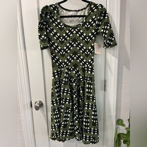 LuLaRoe Nicole dress